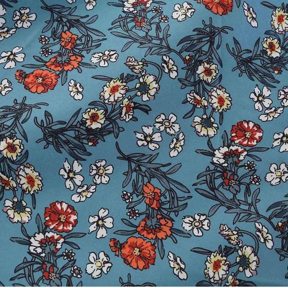 Off Shoulder Miss Fox Floral Dress - Picture 8 of 13